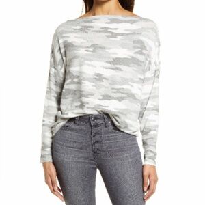 Gibson Gibsonlook Camouflage‎ Knit Top Blouse. Size Small.